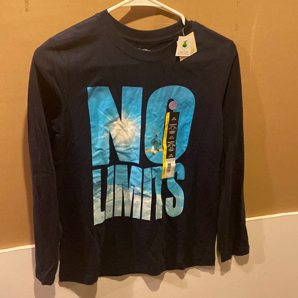 Boys George long sleeved tshirt. Size L (10-12)